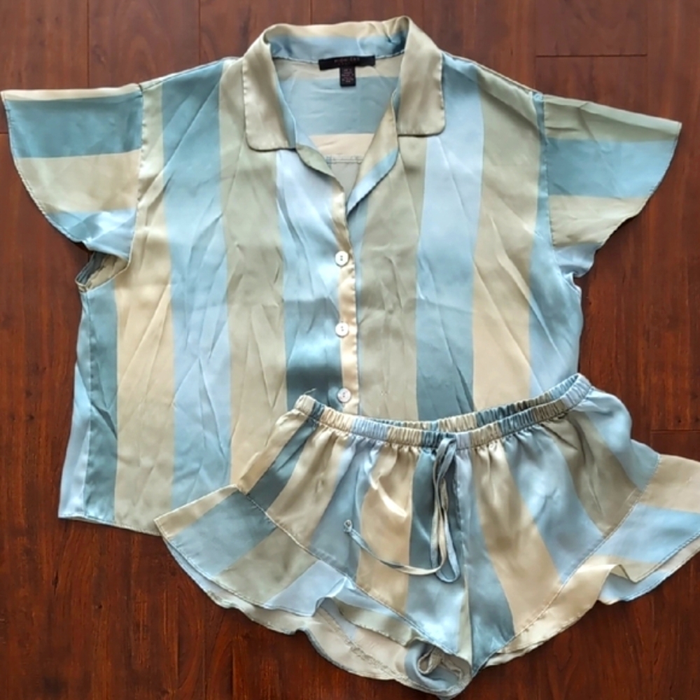 ⭐3/$15 Silky Pajama Set